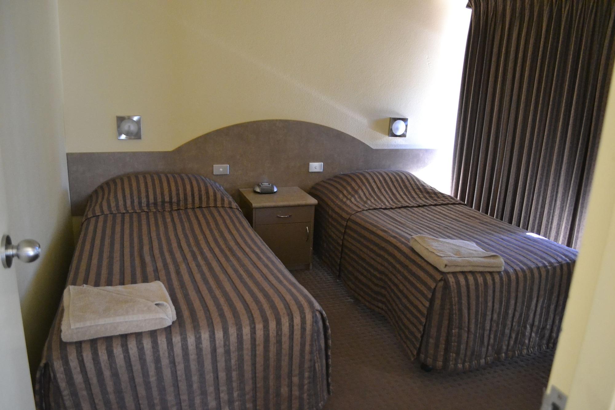 Yarrawonga Mulwala Golf Club Otel Dış mekan fotoğraf A typical motel room
